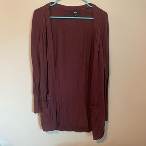 Burgundy cardigan for fall 🍃